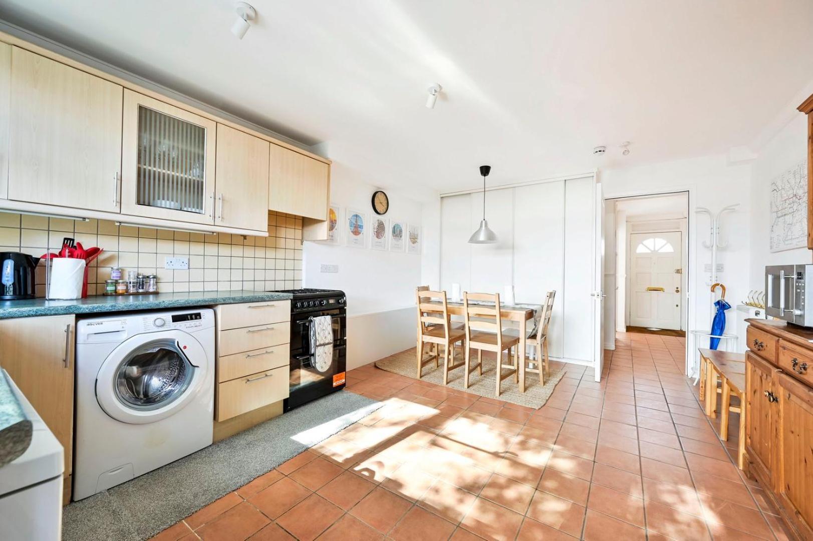 Guestready - Lovely Townhouse In West Kensington * Londen
