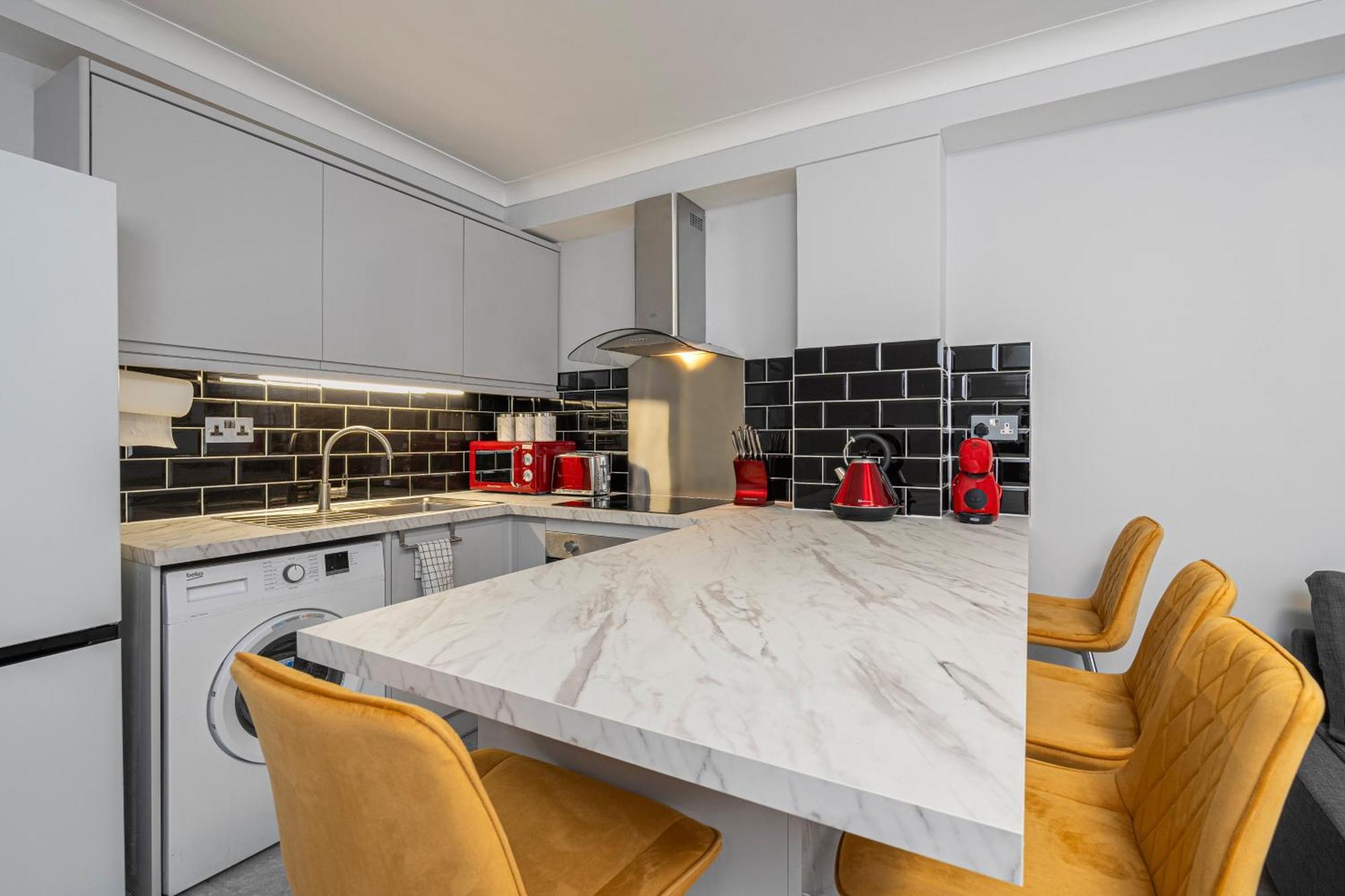 Cute 2 Bedroom Flat By Hyde Park Apartment London