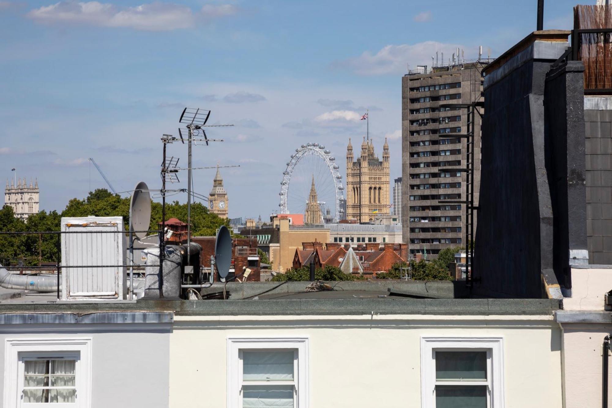 Express Victoria By Ihg Hotel London