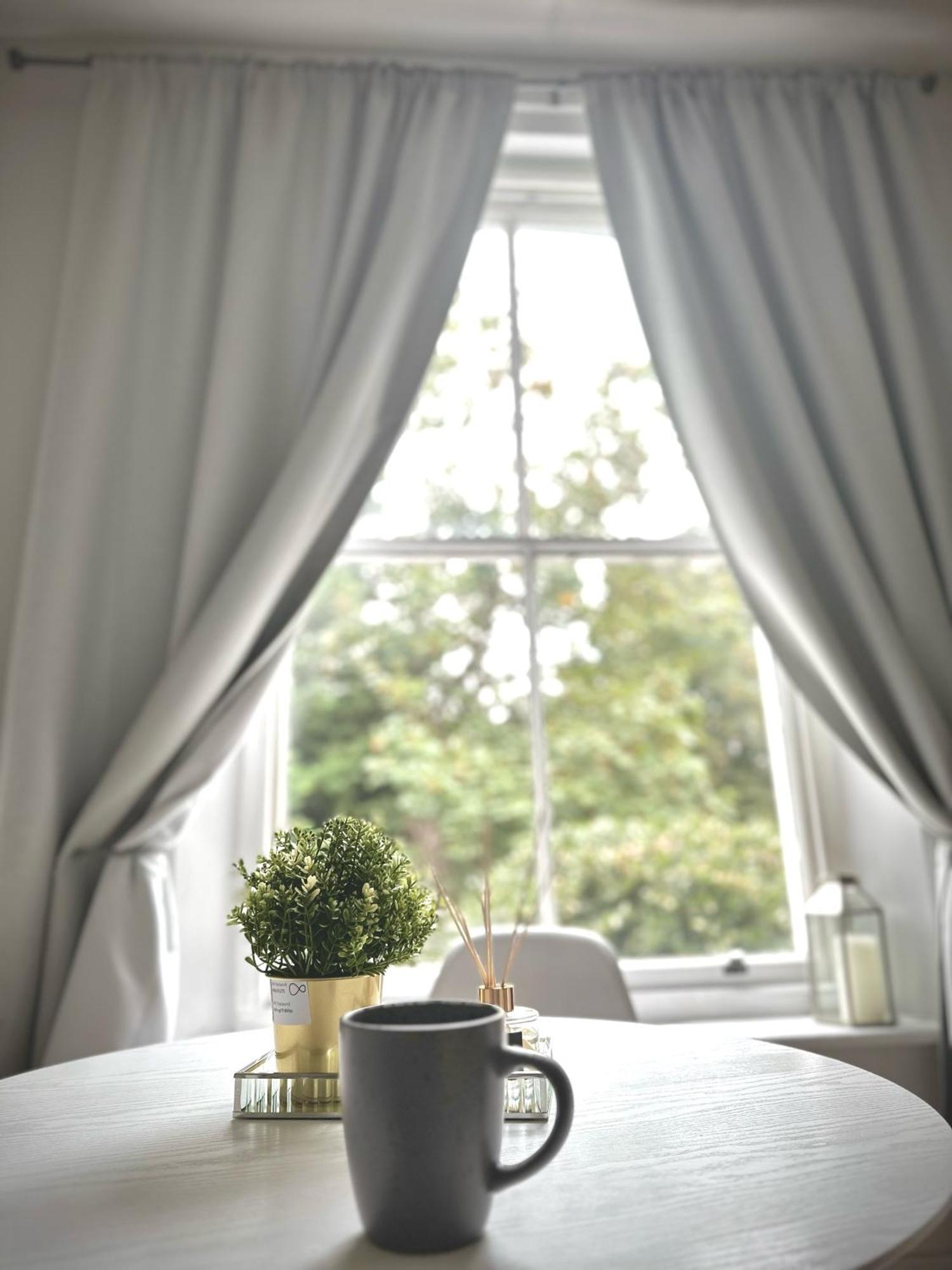 Oval Apartamento *