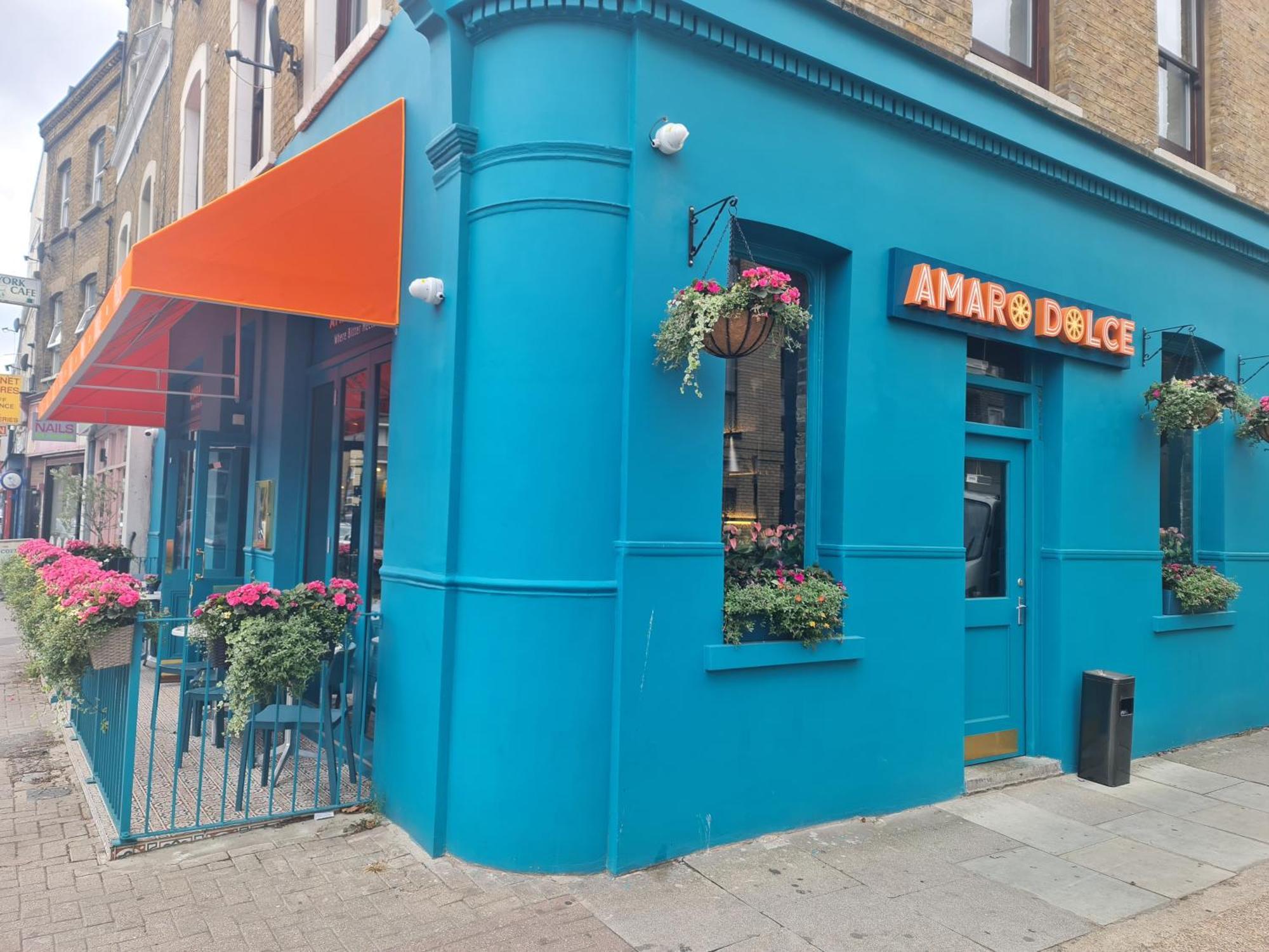 Free Parking - 4 Bed - 3 Bath - Sofa Bed - Digital Lock Entry Vakantiehuis Londen