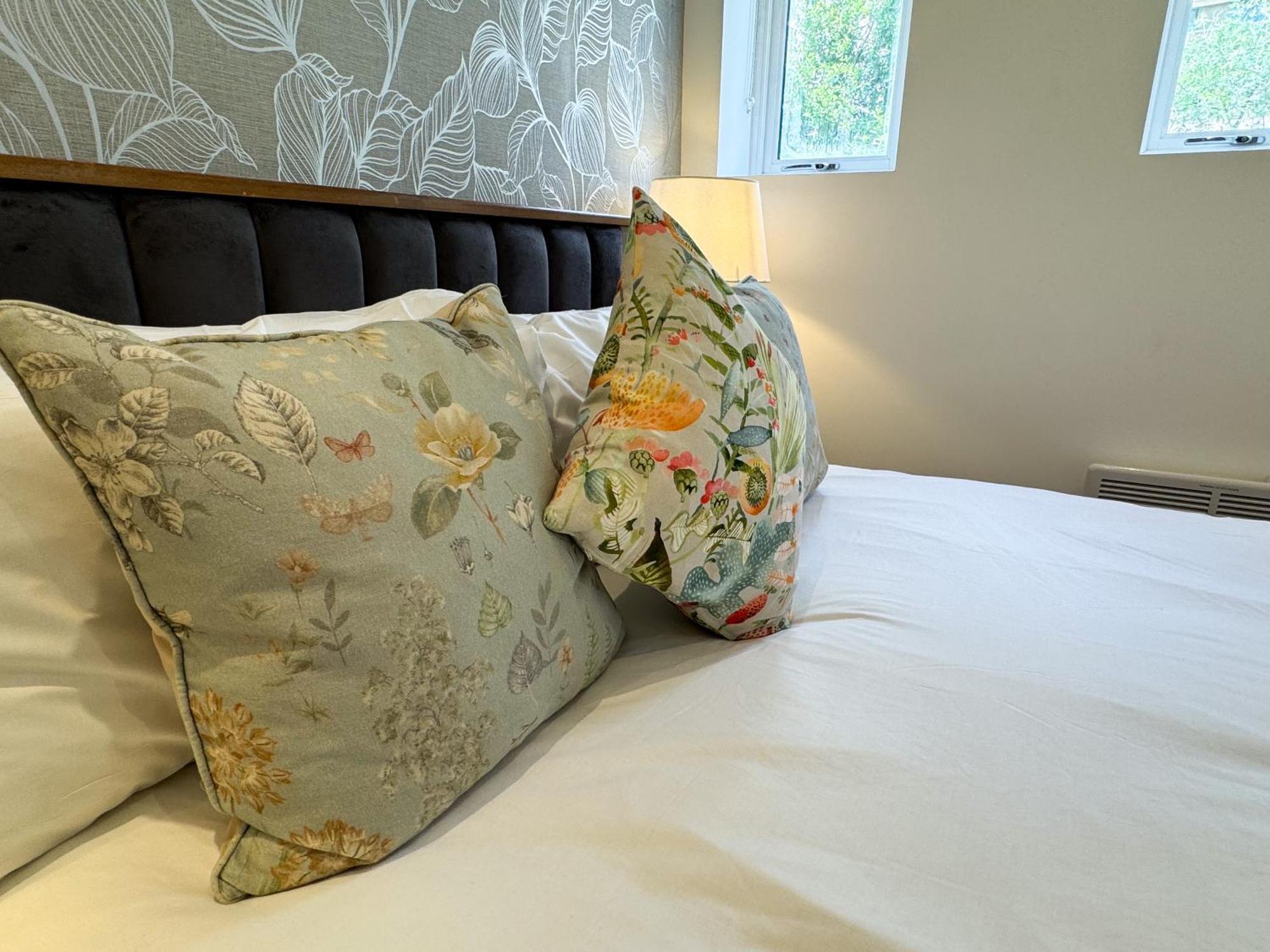 The Avonmore Olympia Bed and breakfast