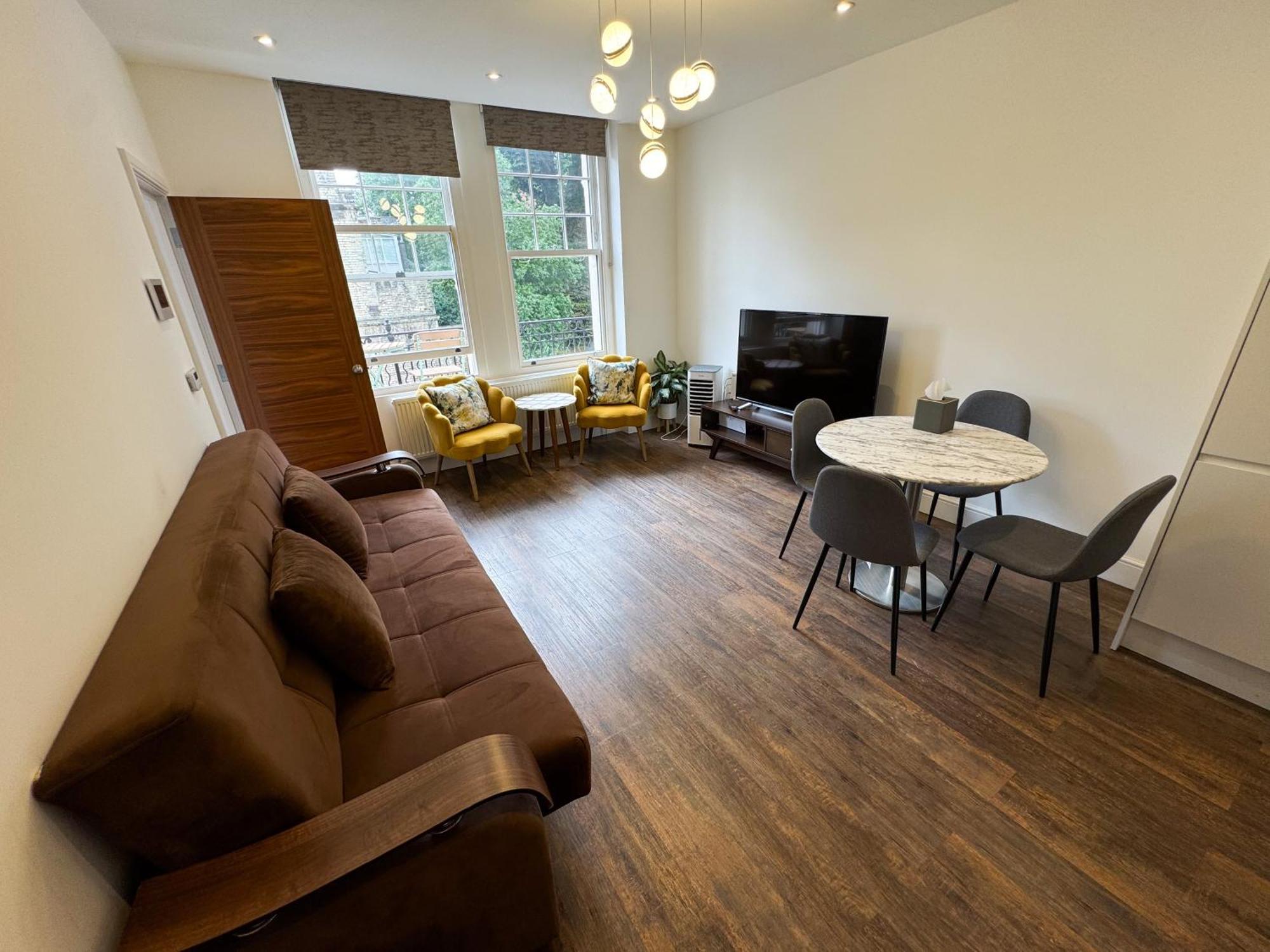 The Avonmore Olympia Bed and breakfast