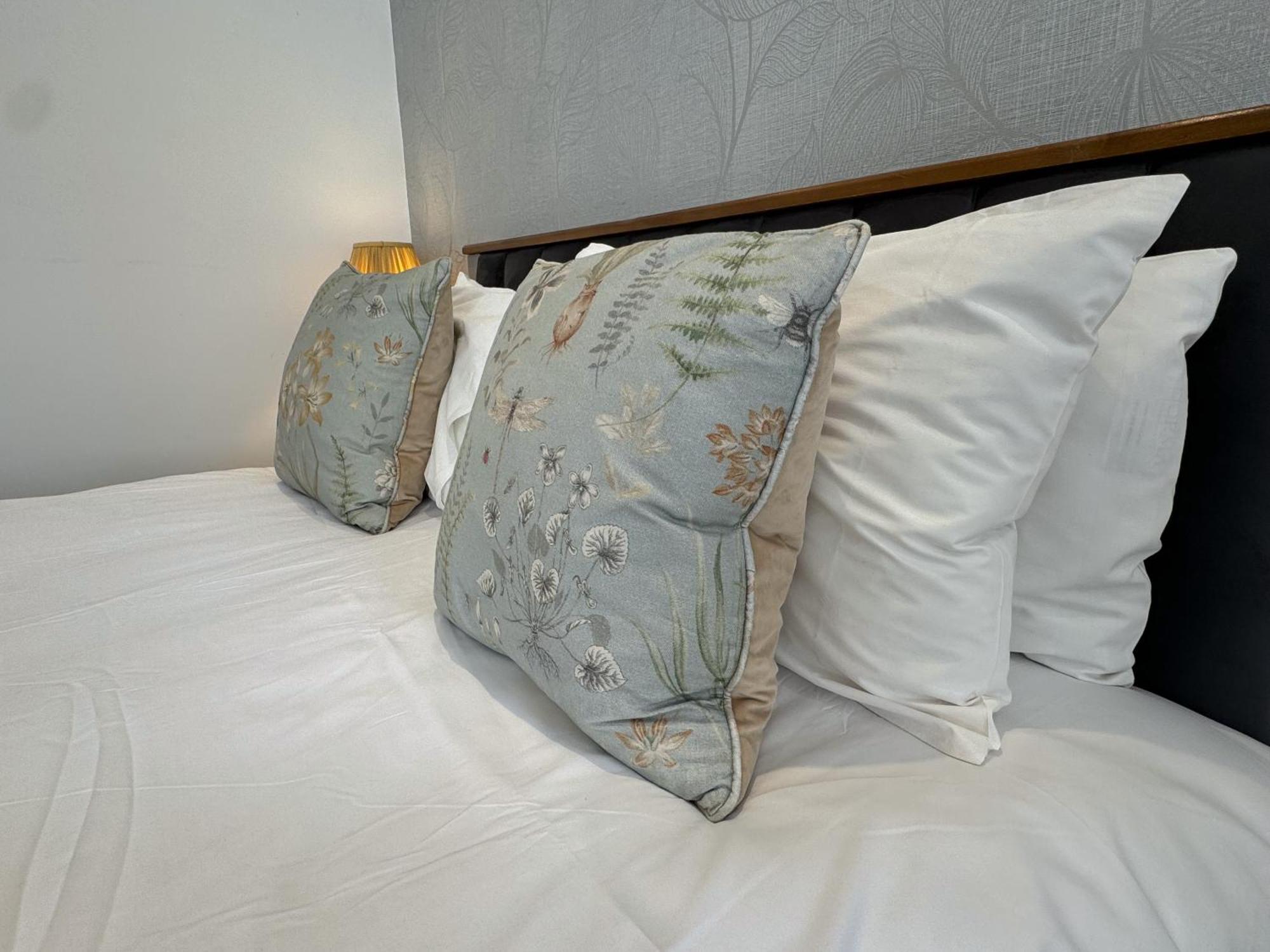 The Avonmore Olympia Bed and breakfast