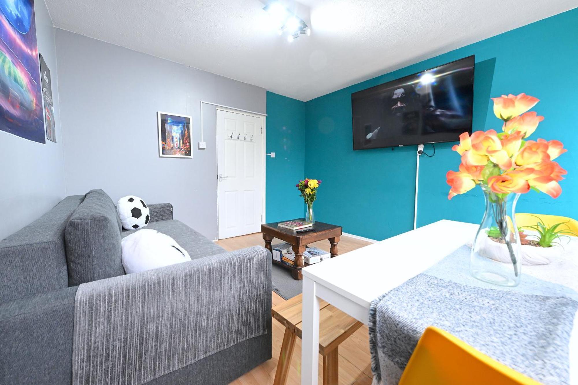 2 Bedroom Flat Next To Arsenal Stadium - Highbury * London