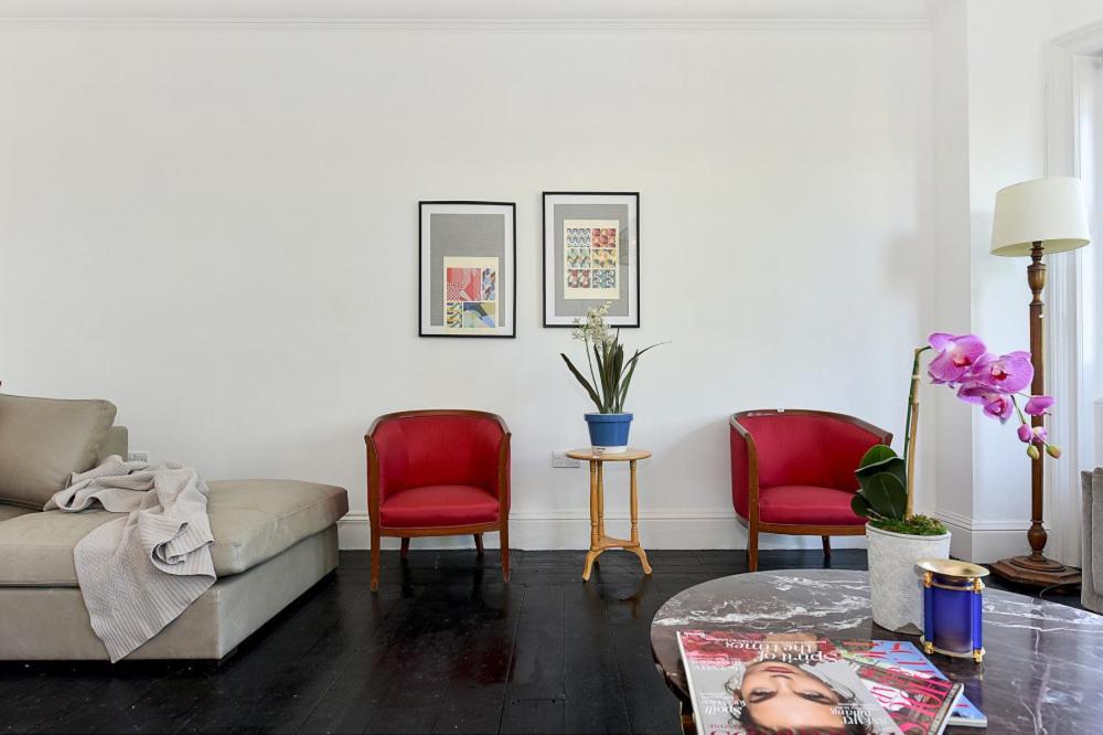 Renovu Premium Homes In Kensington Londen
