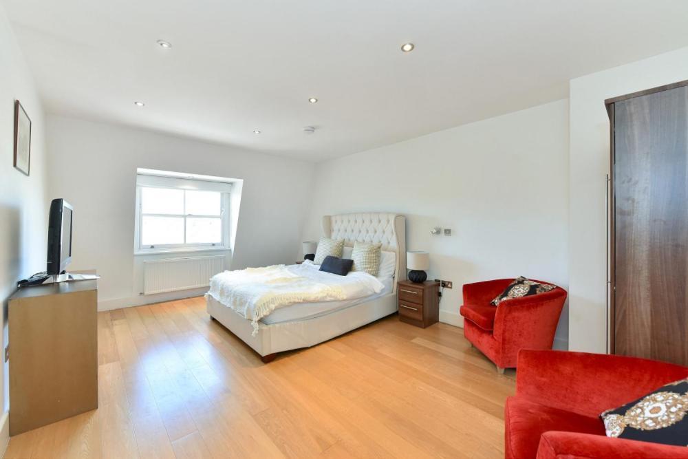Renovu Premium Homes In Kensington *