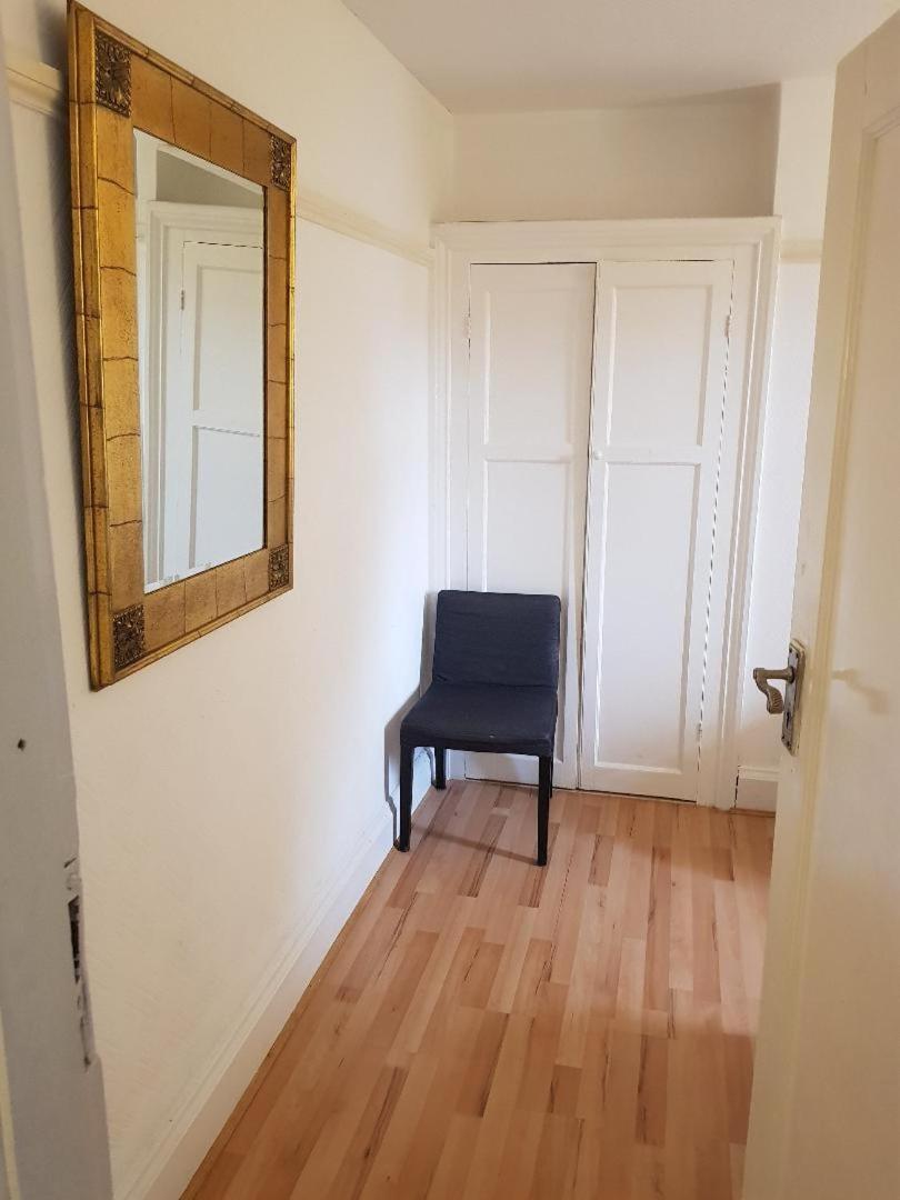 Catford Homely *