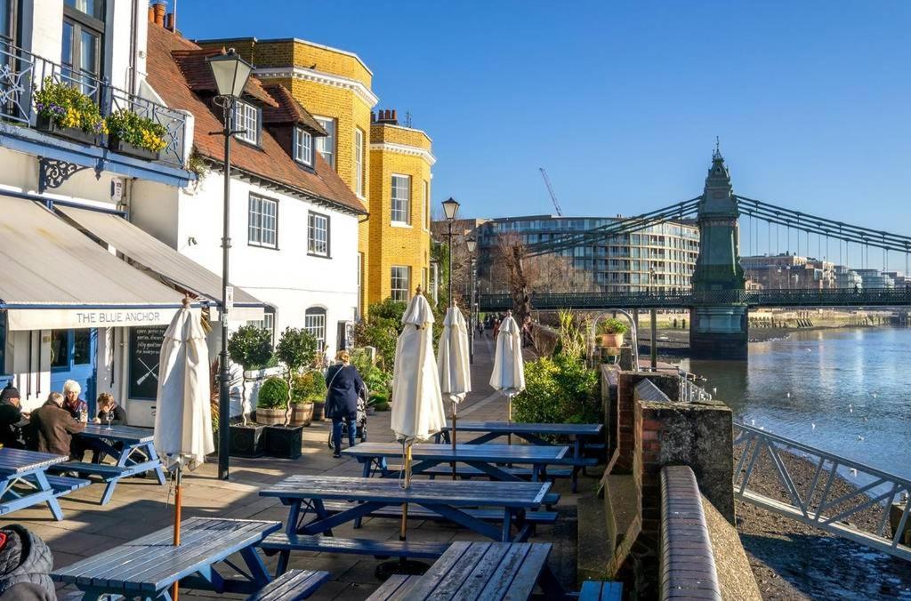 Perfect For 6 - 2 Bedroom 2 Bathroom By The Famous Hammersmith Riverside *