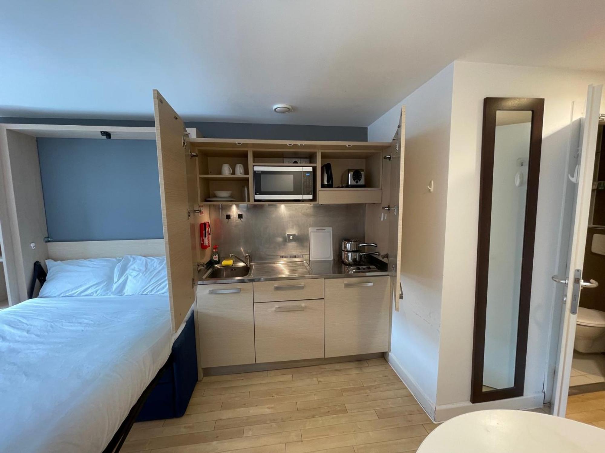 Apartment Stuhomes - Arundel House
