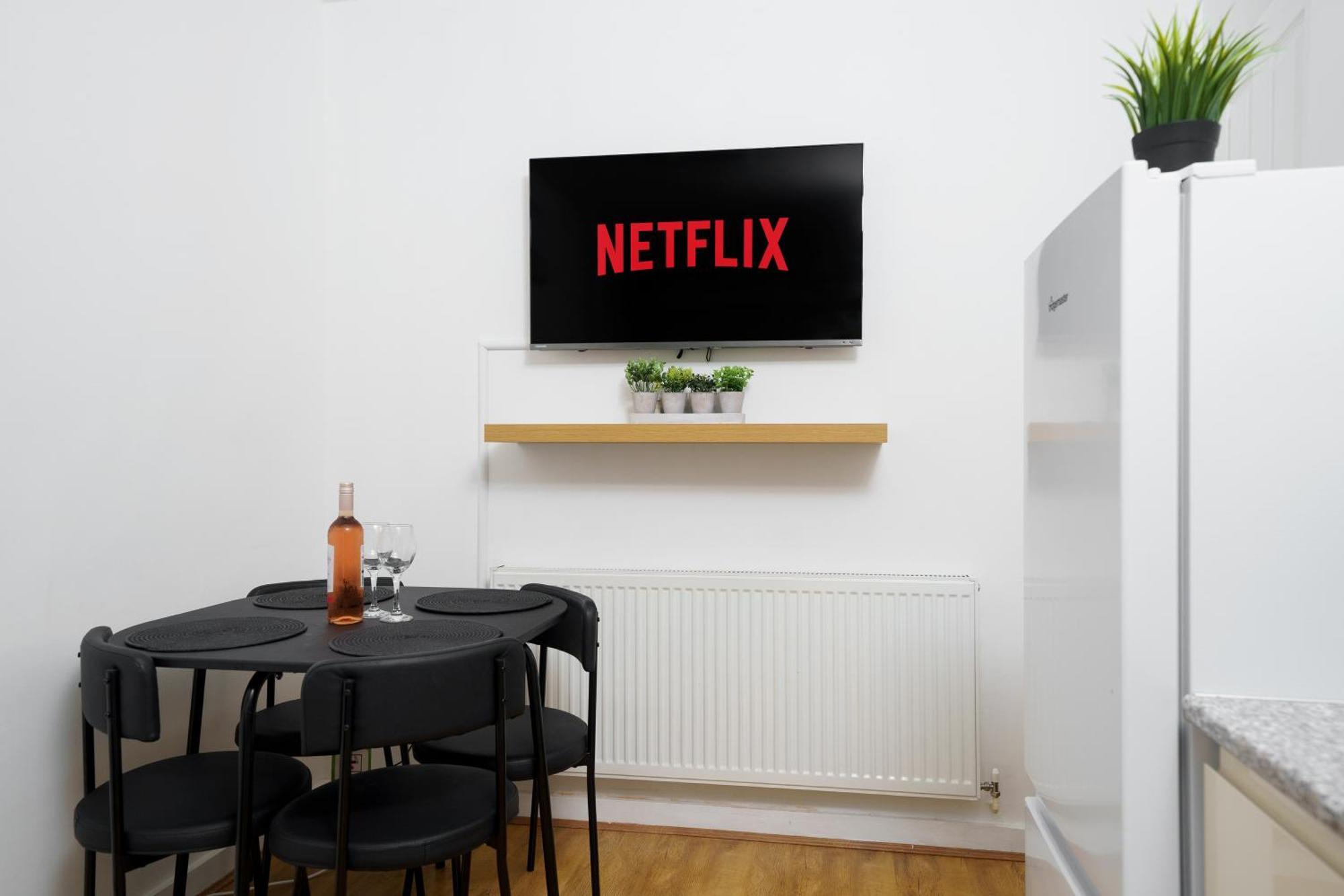 Cozy 2-Bed Garden Flat, With Free Private Parking, Wembley Londres