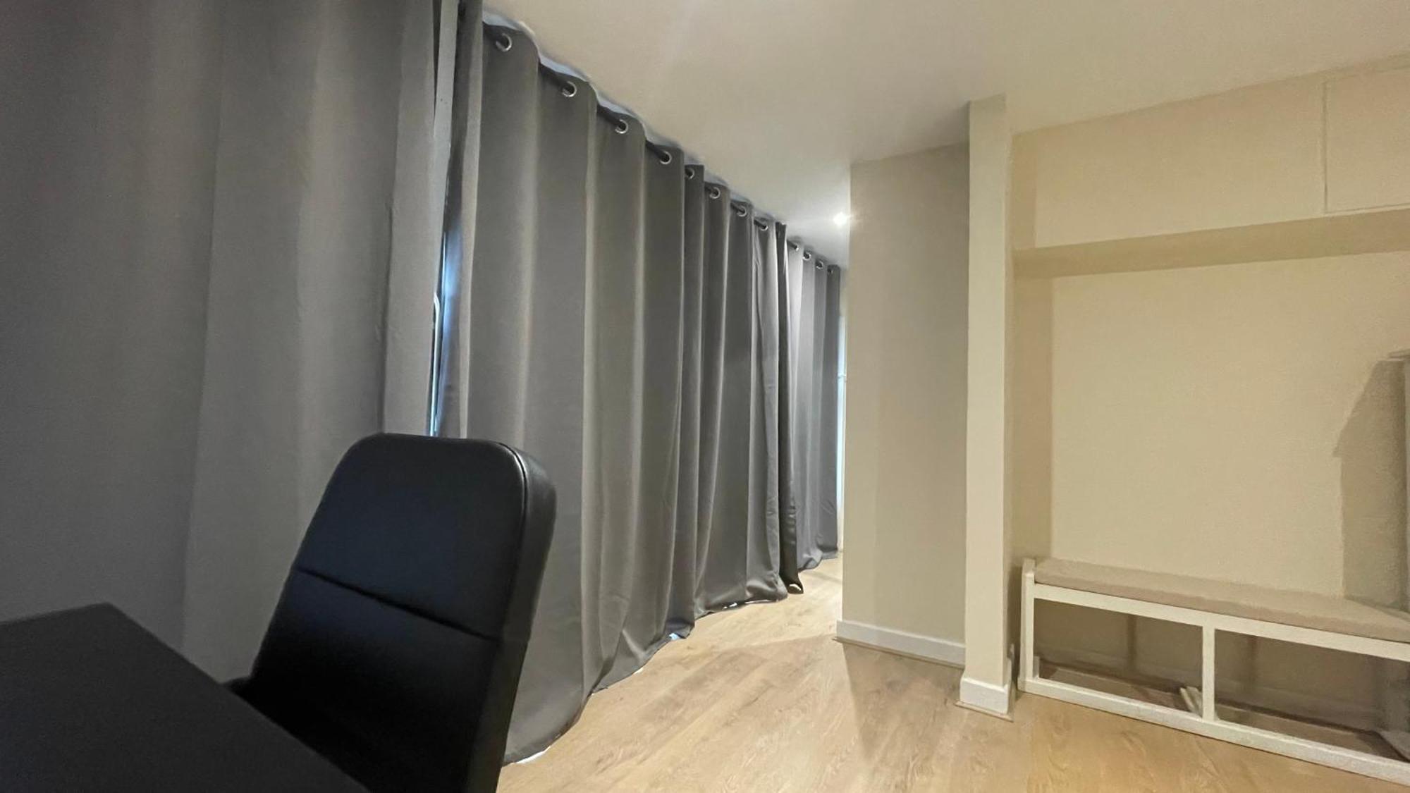 Apartment 4- Bedroom , 1 Living Flat Near Emirates Stadium