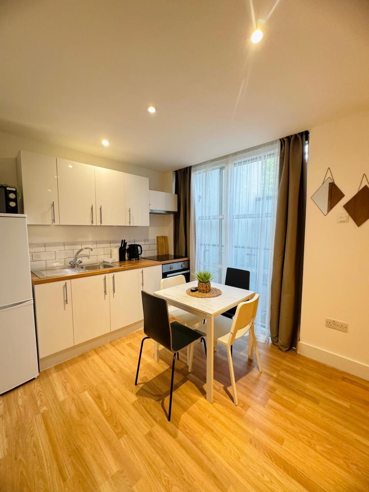 New In Marylebone Apartment *