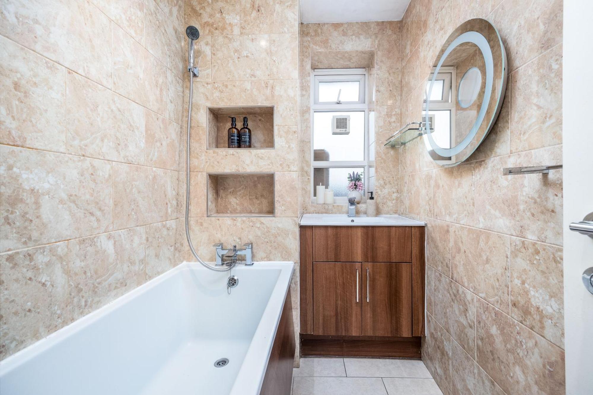 Elegant And Spacious 3 Bedroom In Fulham London