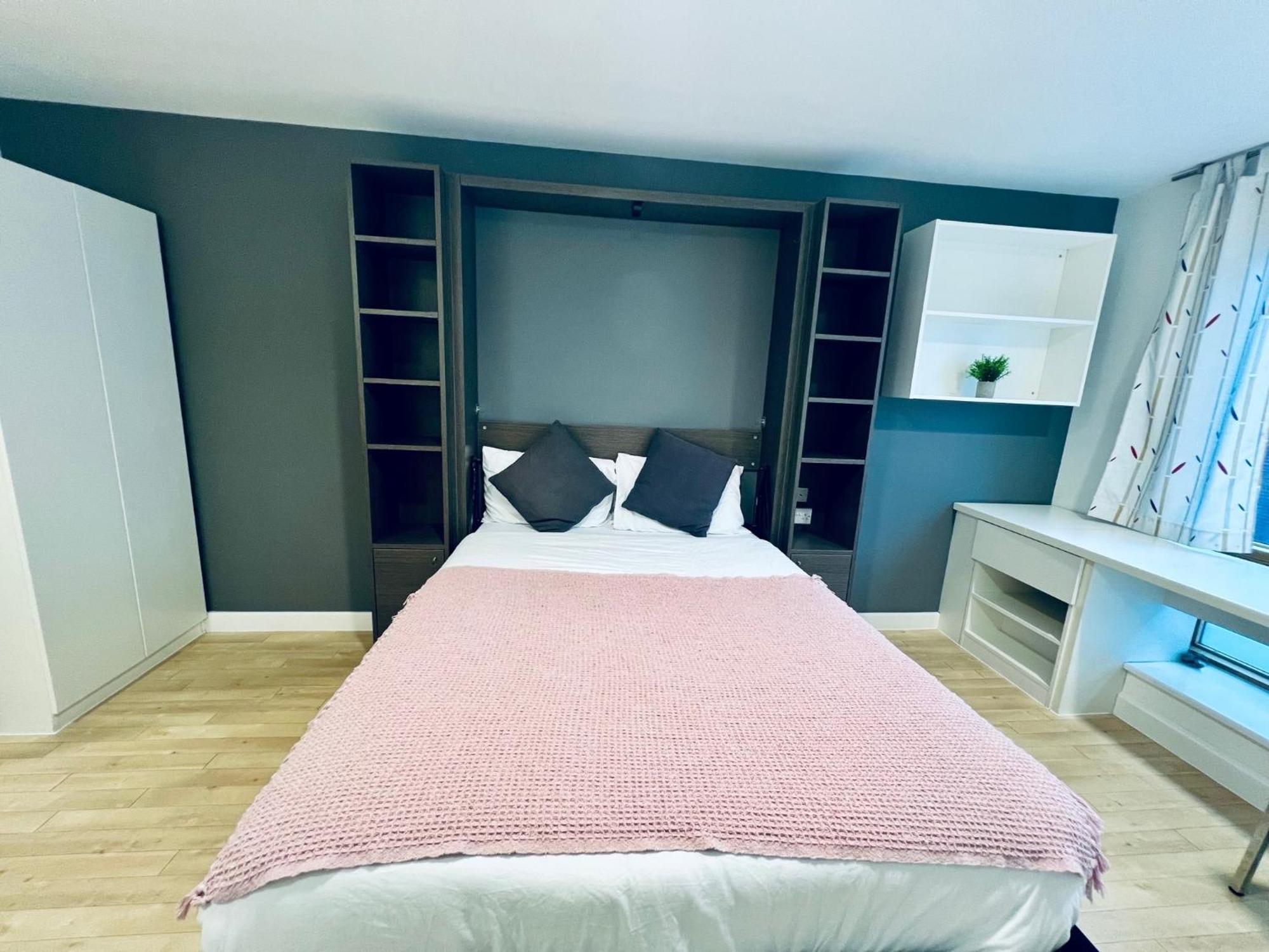 Stuhomes - Arundel House London