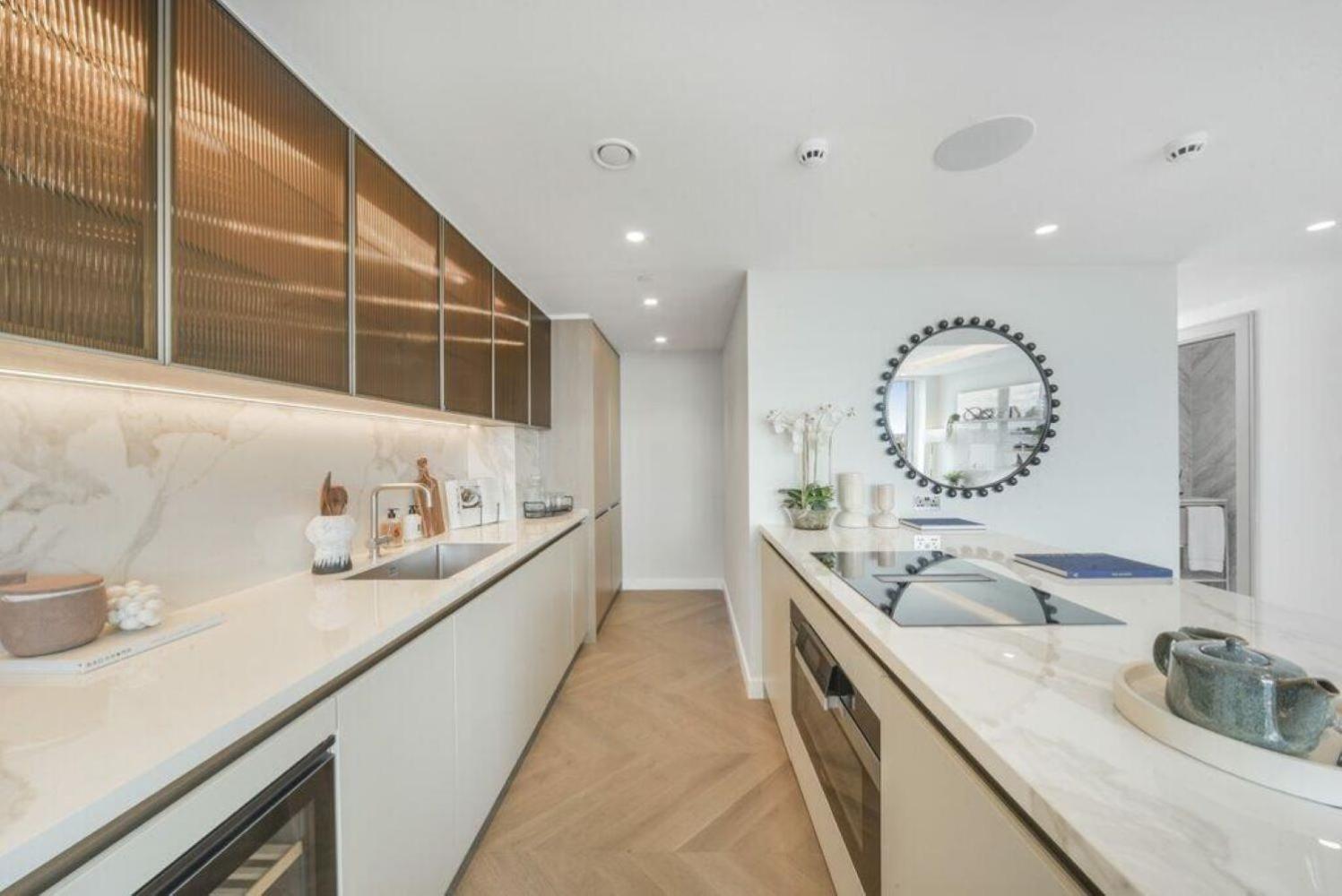 Duplex Large Luxury Penthouse Amazing Views Sleeps 8 *