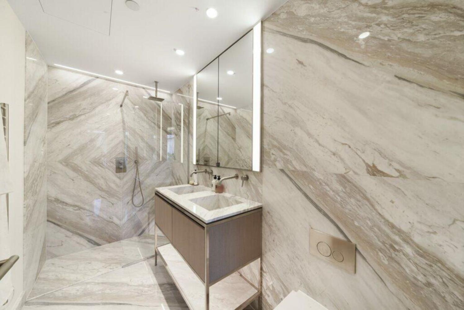 Duplex Large Luxury Penthouse Amazing Views Sleeps 8 * London