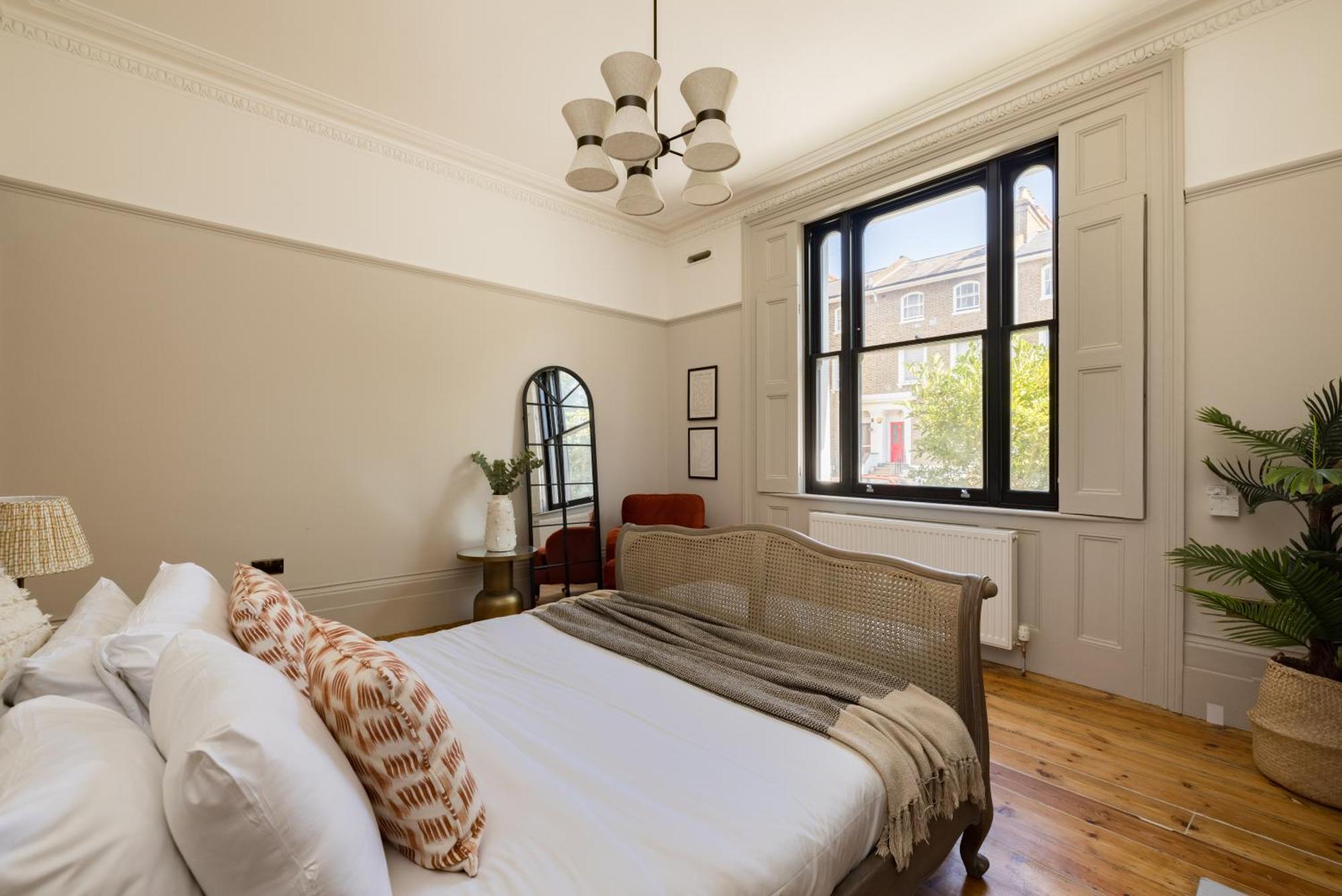 Apartment The Tyrwhitt Road Place - Lovely 2bdr Flat With Garden London