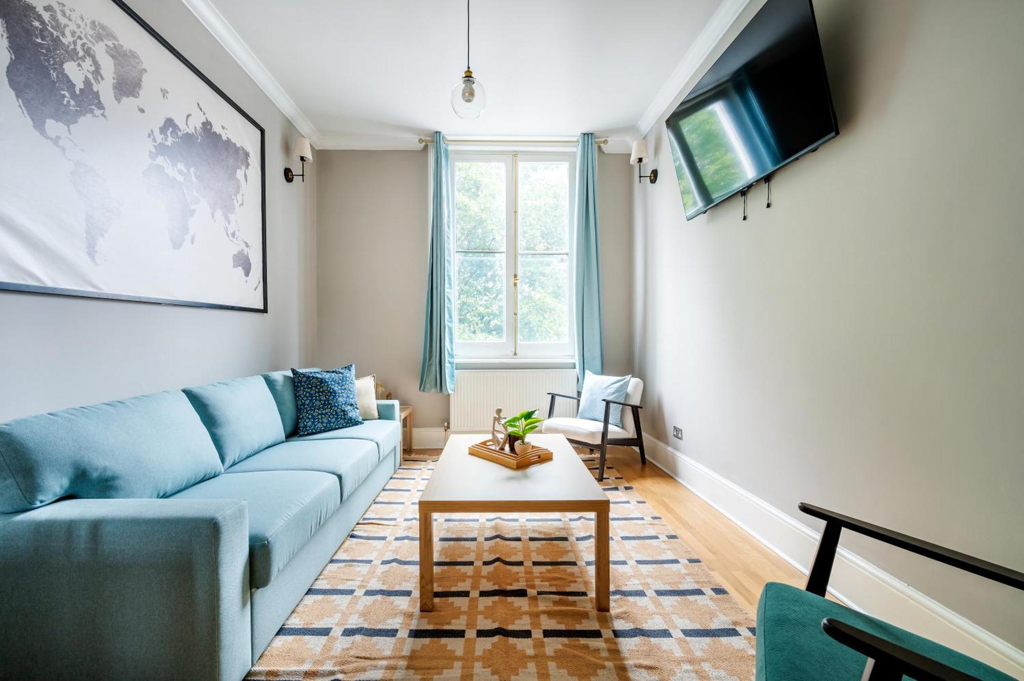 Apartamento Large 1 Bedroom In Center Of 2 *