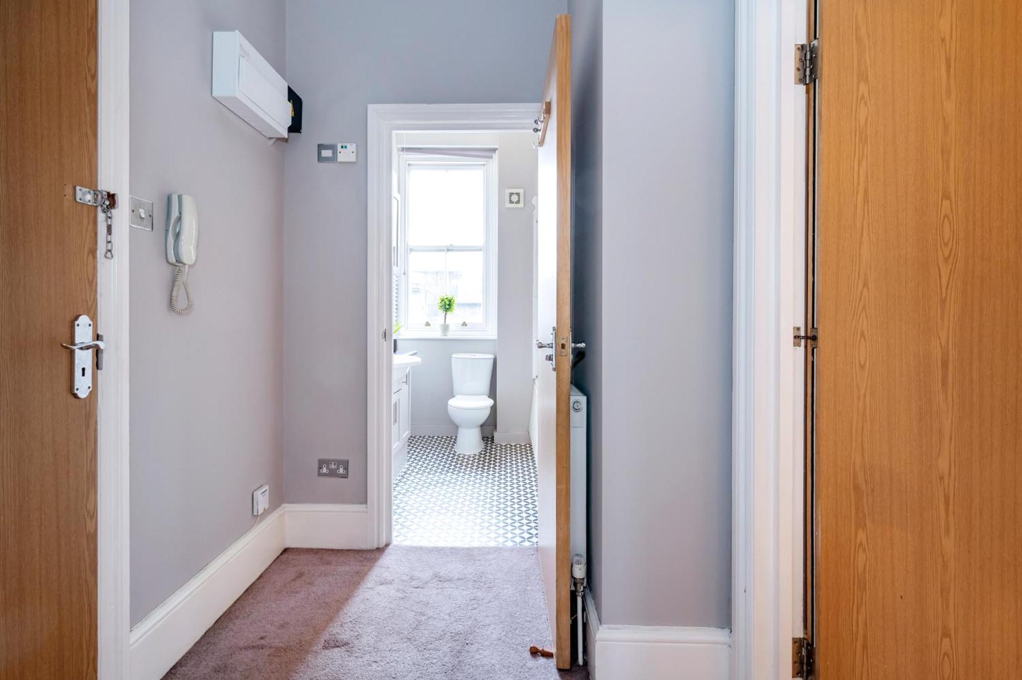 Apartamento Large 1 Bedroom In Center Of 2 *