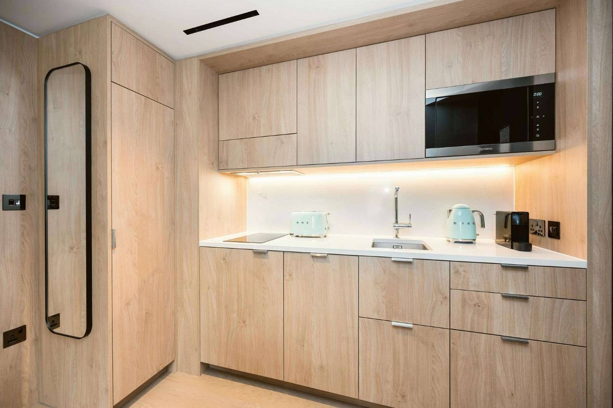 Aparthotel Wilde Liverpool Street London
