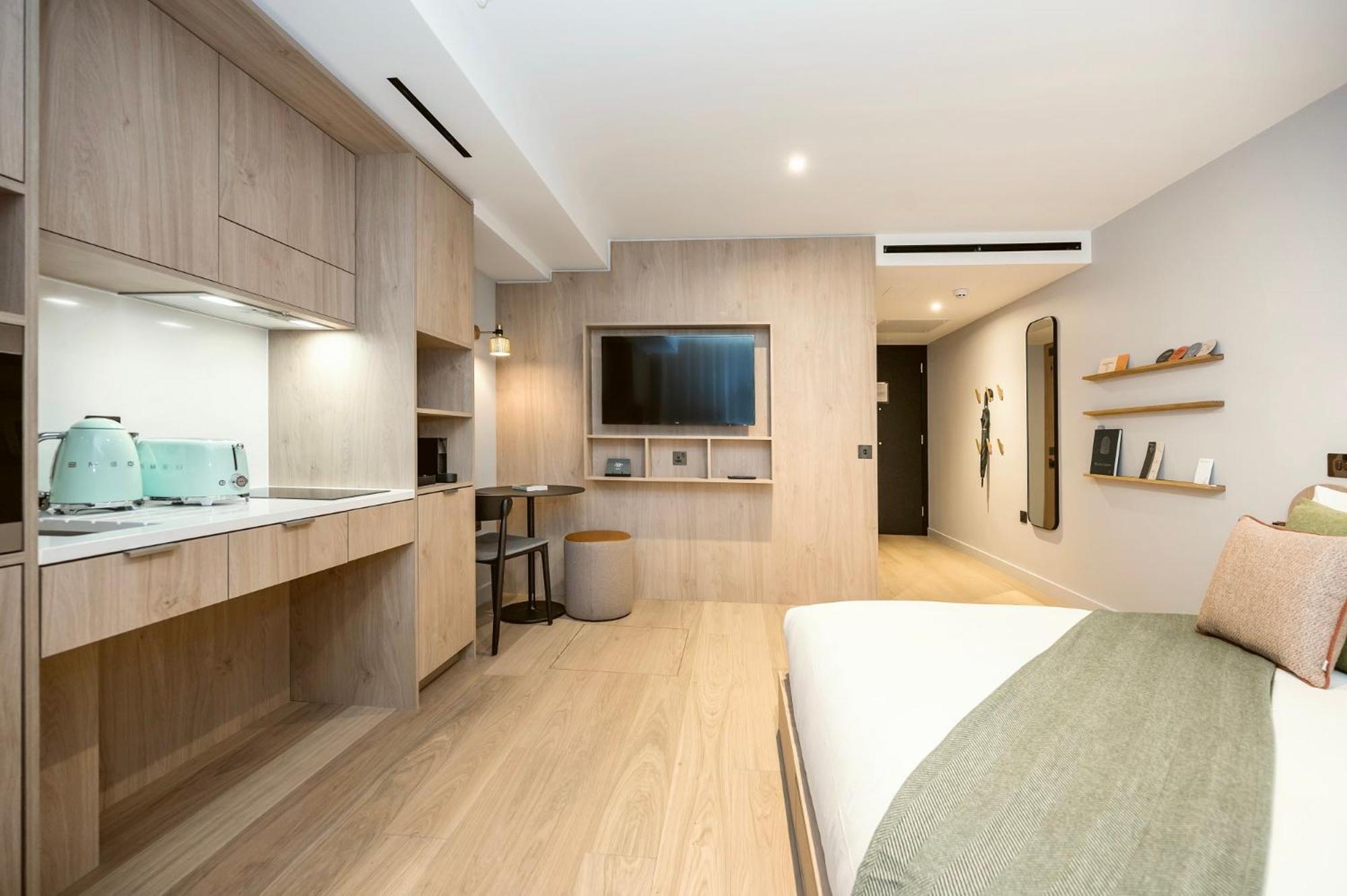 Aparthotel Wilde Liverpool Street London