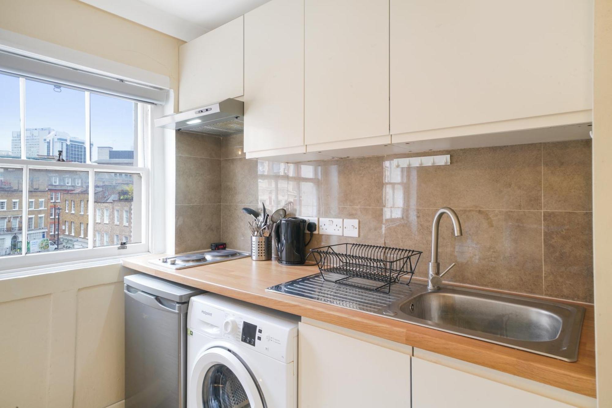 Apartment In Prime W1 *