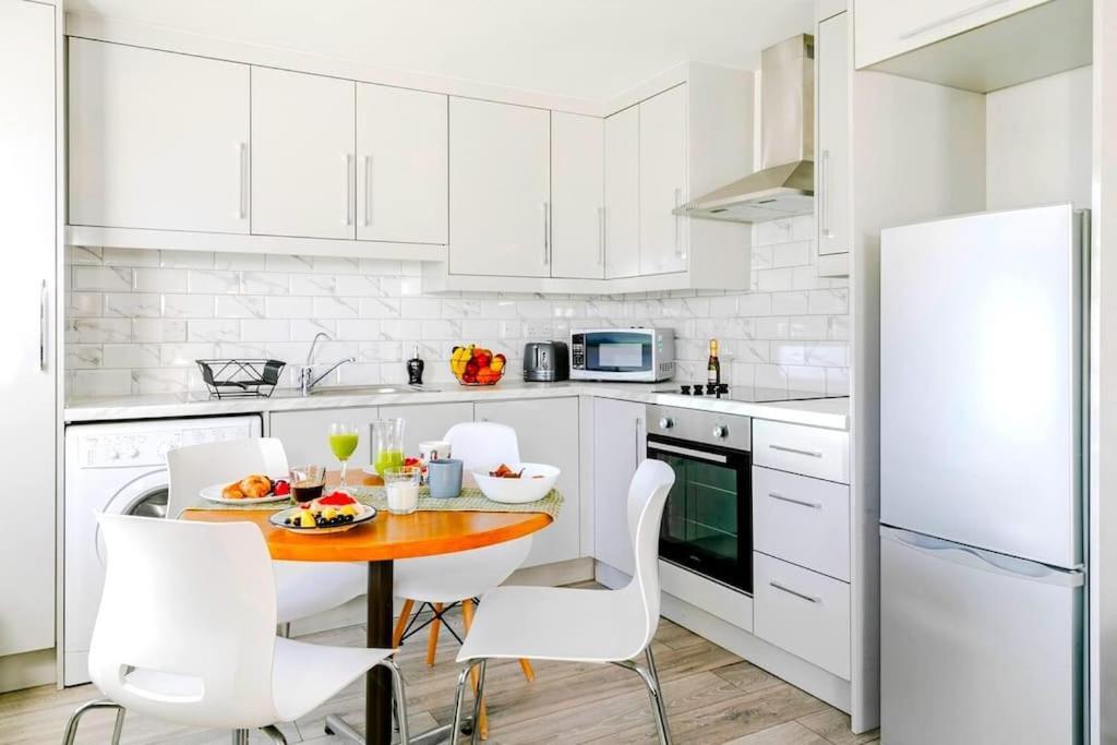 Apartment Luxury 6 Sleeps In Shoreditch *