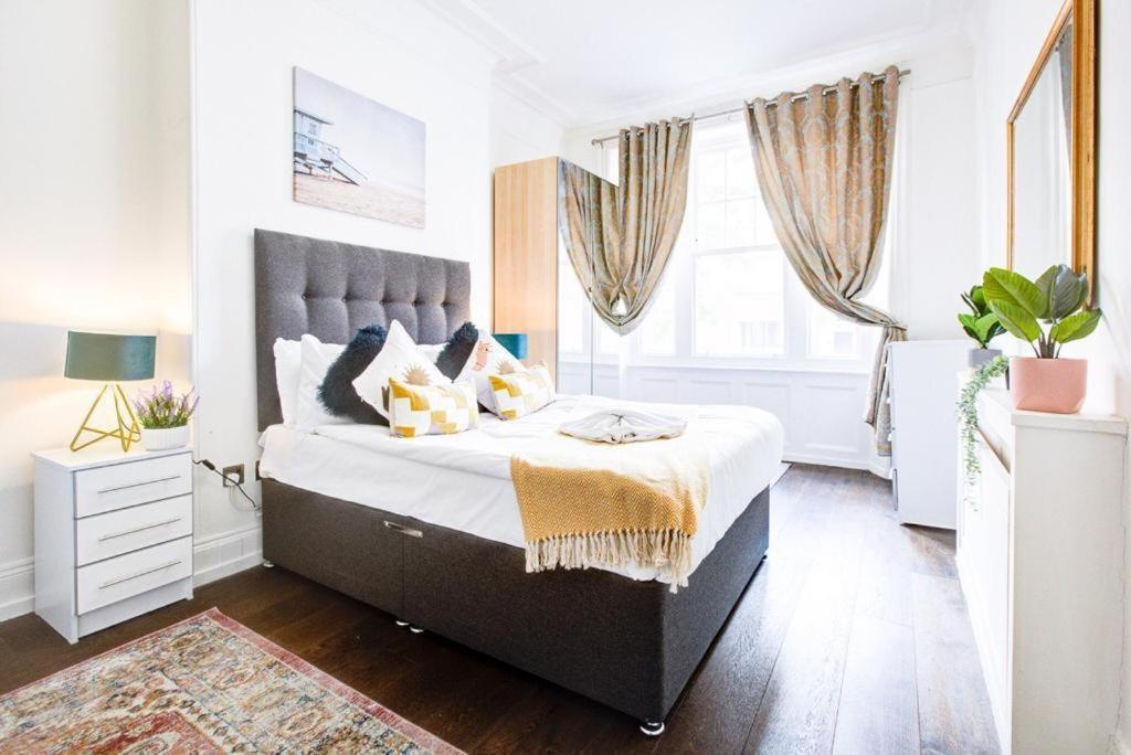 Mayfair Four Bedroom *