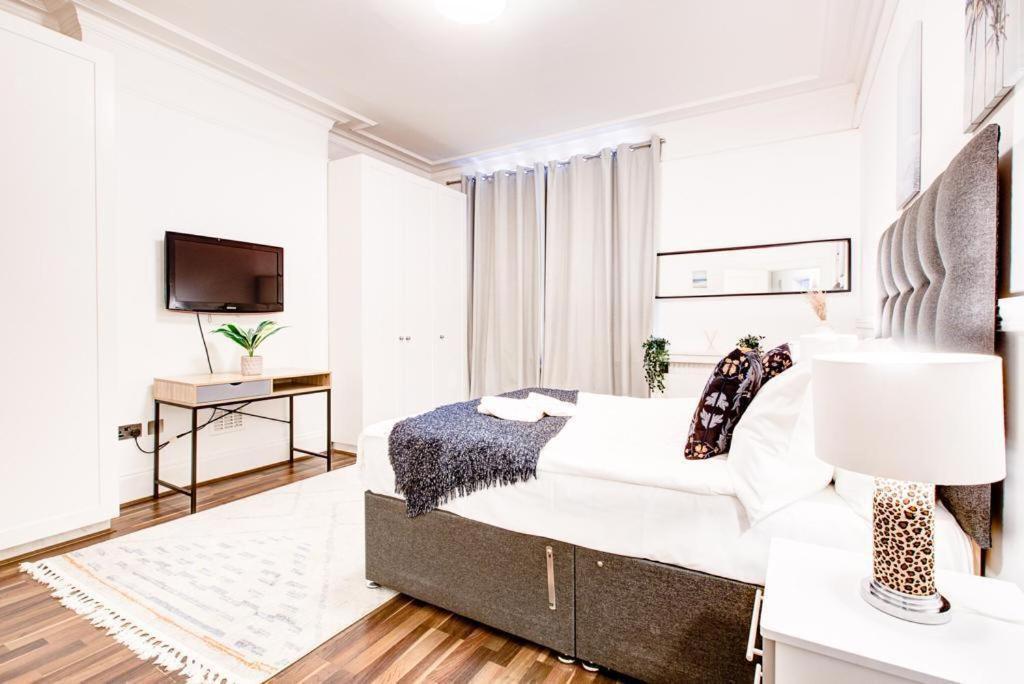 Mayfair Four Bedroom Villa