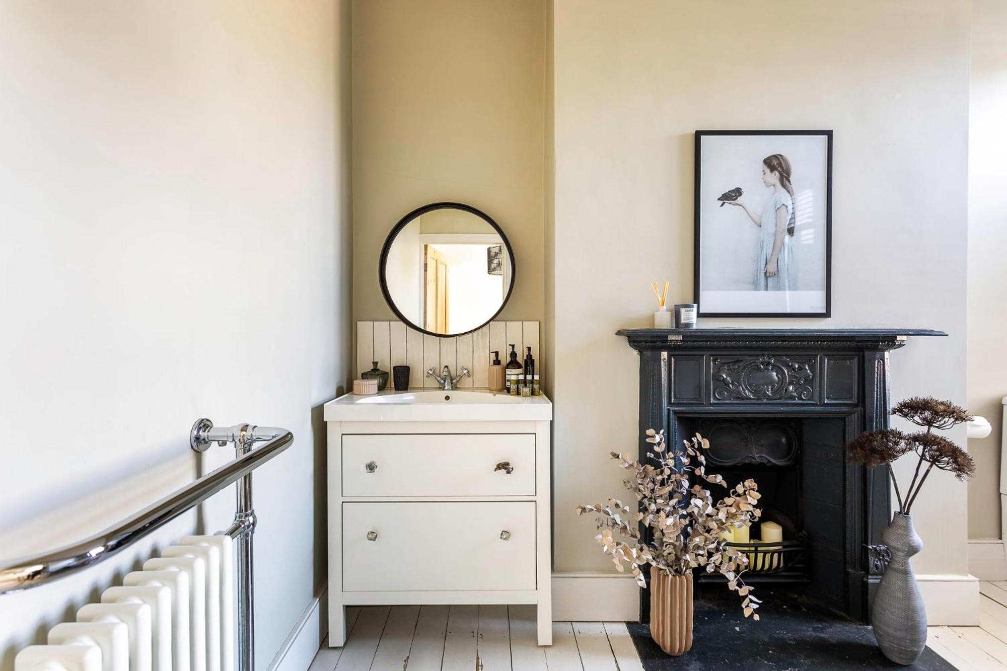 Tooting's Charming Victorian Garden Hideaway Holiday home *