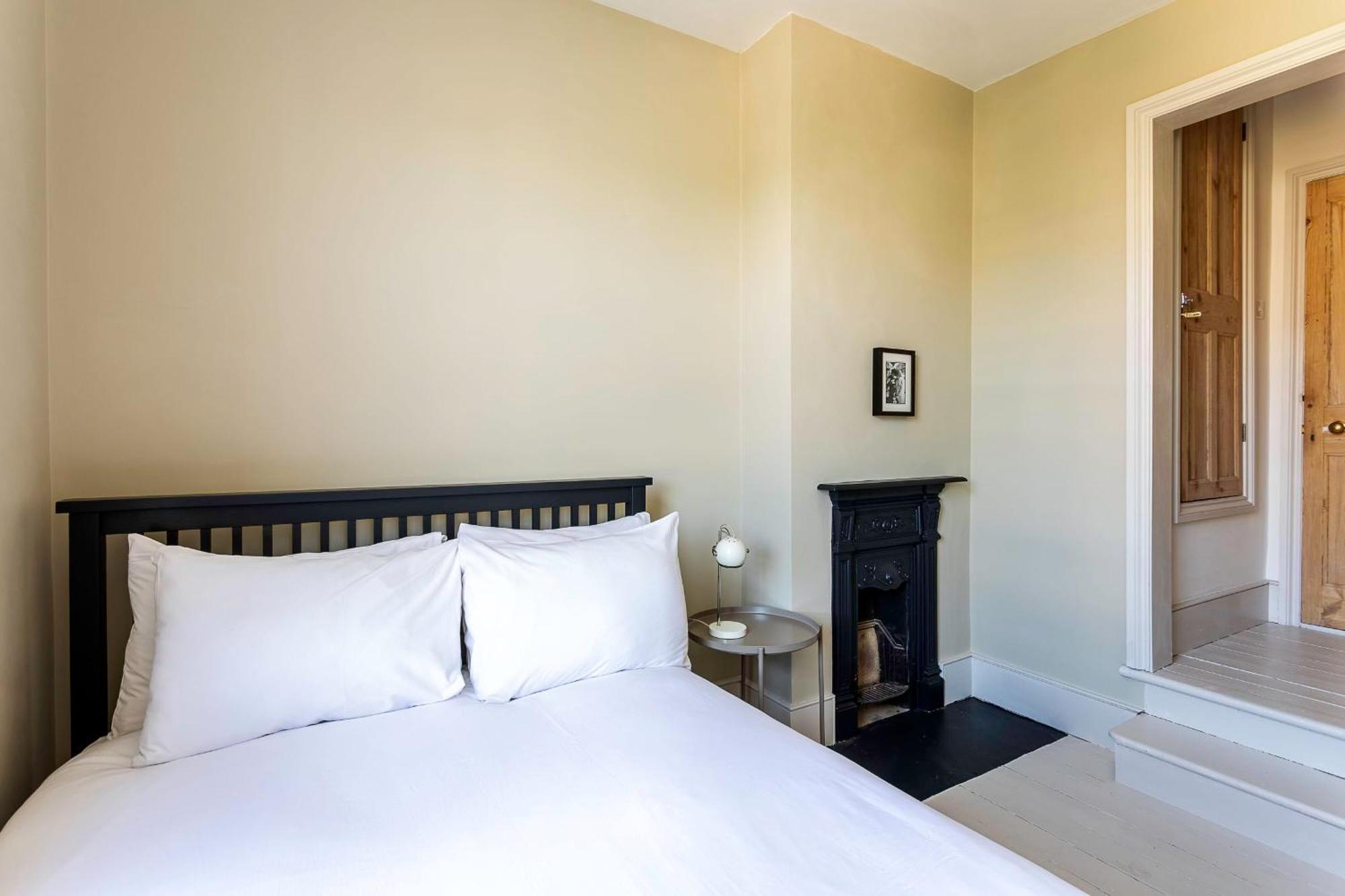 Holiday home Tooting's Charming Victorian Garden Hideaway *