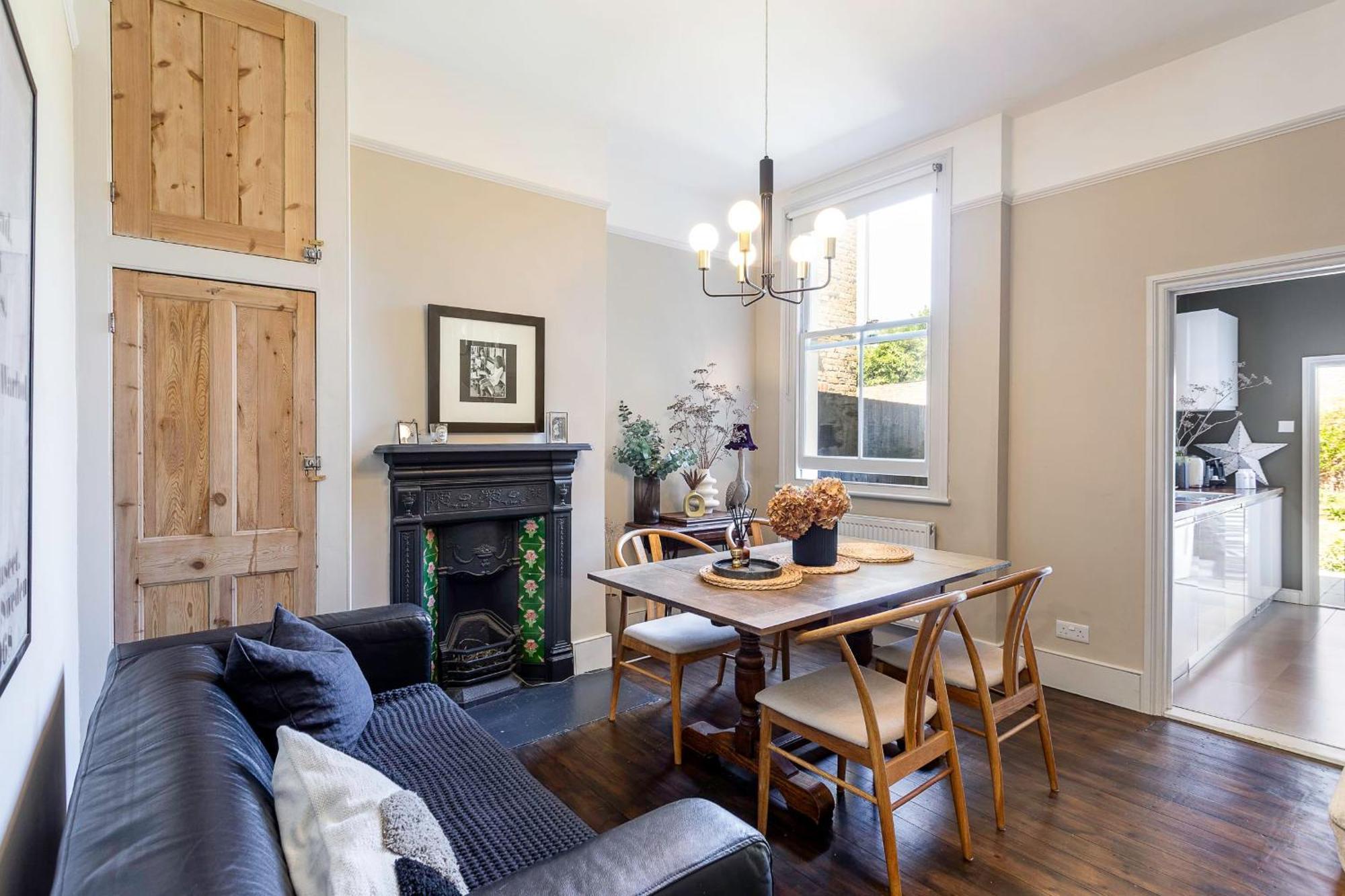 Holiday home Tooting's Charming Victorian Garden Hideaway London