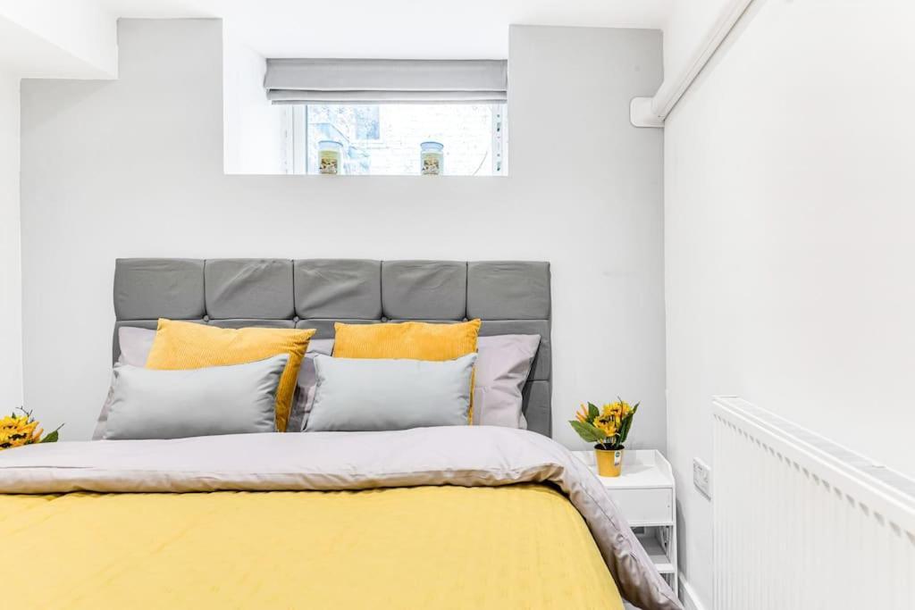 Luxstay Holland Park With Ac Appartement *