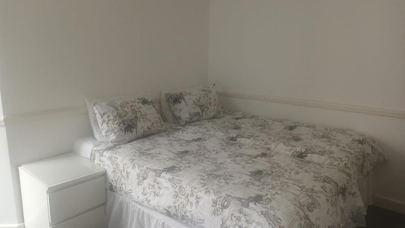 Elegant Flat In St Johns Wood * Londen