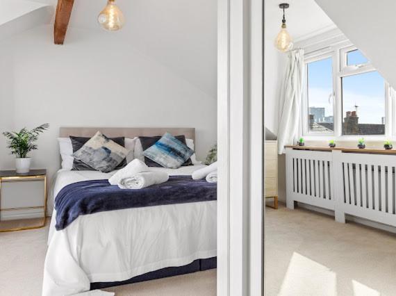 Imperial Wharf Chelsea 3 Bedroom