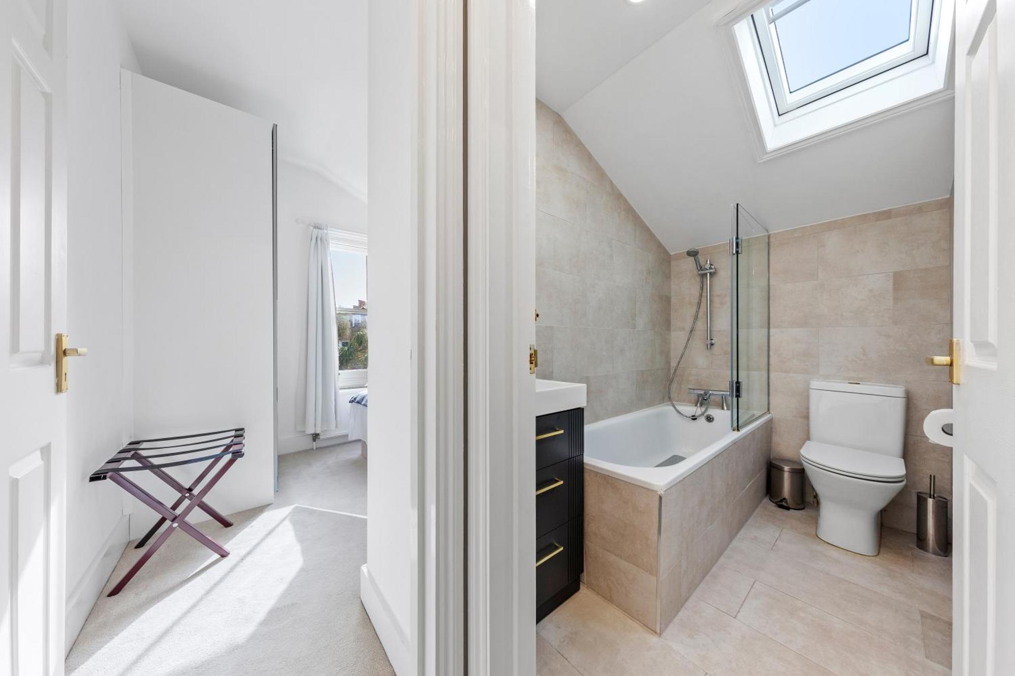 Apartment Imperial Wharf Chelsea 3 Bedroom