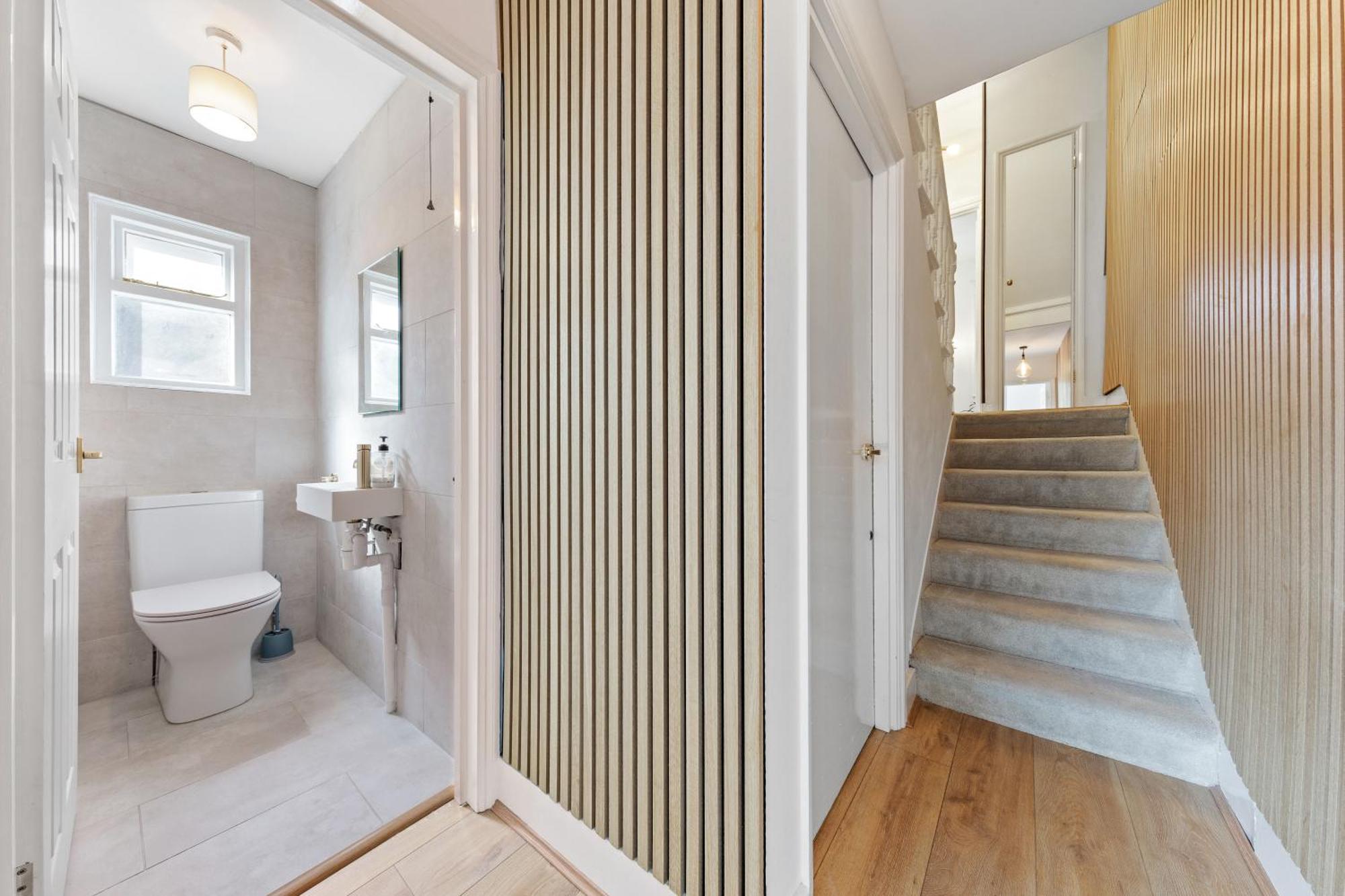 Imperial Wharf Chelsea 3 Bedroom *