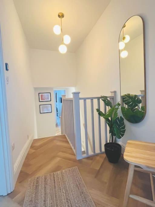 Apartment Business Near Canary Wharf *