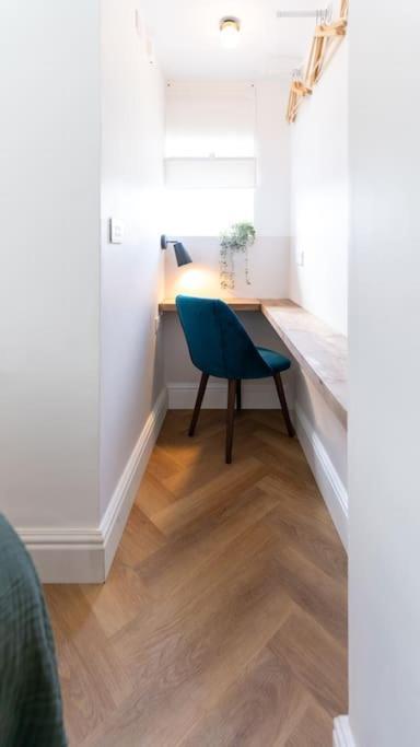 Business Near Canary Wharf London