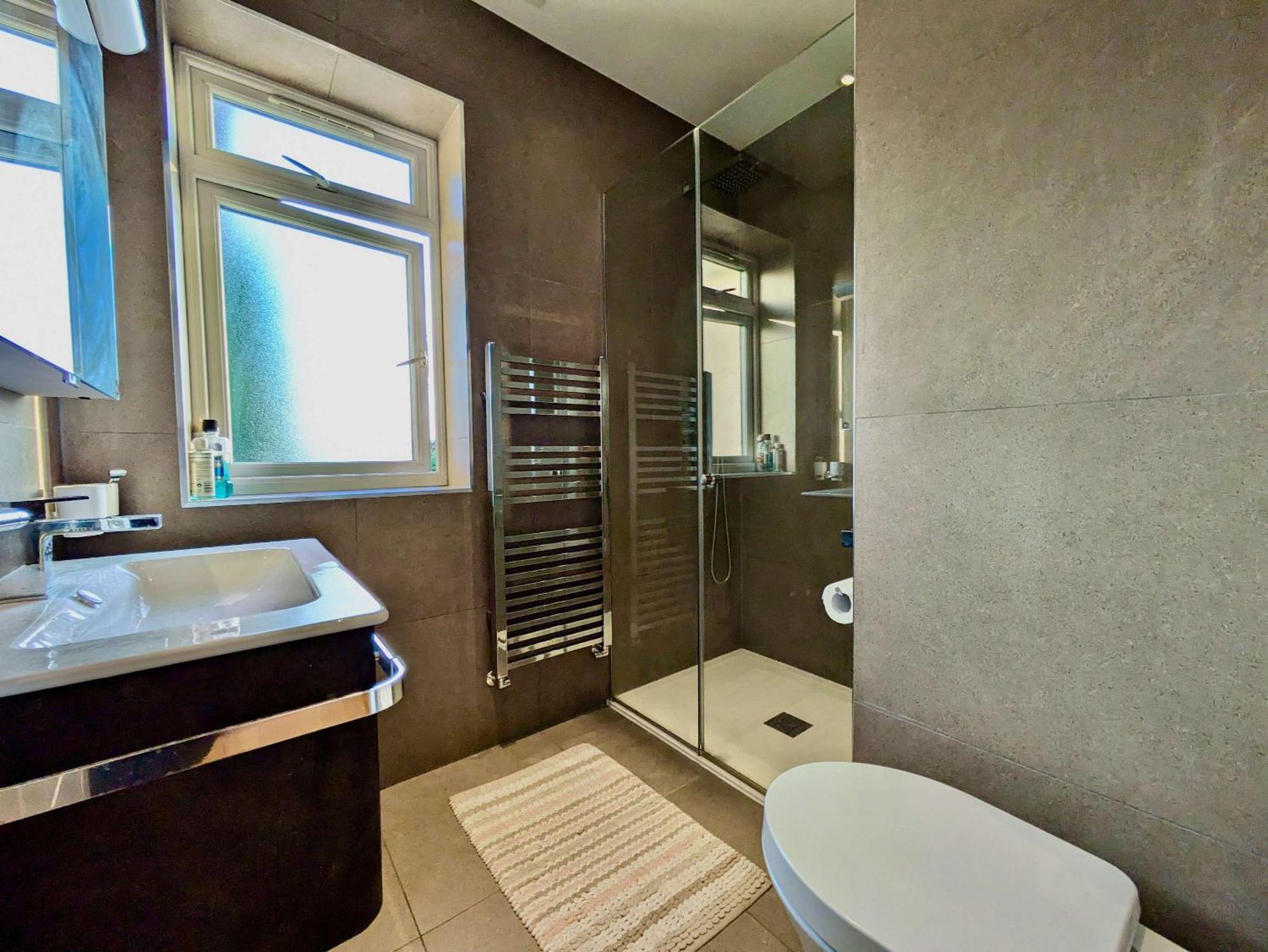 Holiday home Charming Family With Private Garden