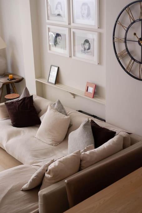 Stunning Townhouse In Beautiful Notting Hill Apartment *