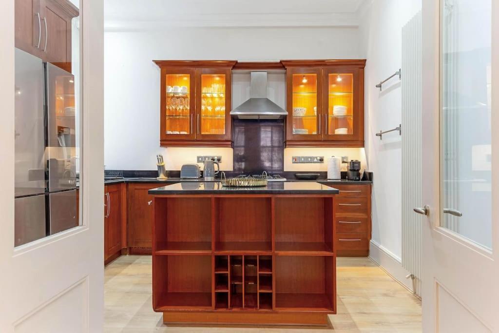 Apartment Fabulous 3 Bed In Kensington