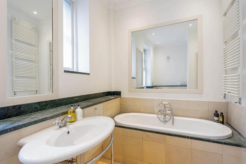 Apartment Fabulous 3 Bed In Kensington *