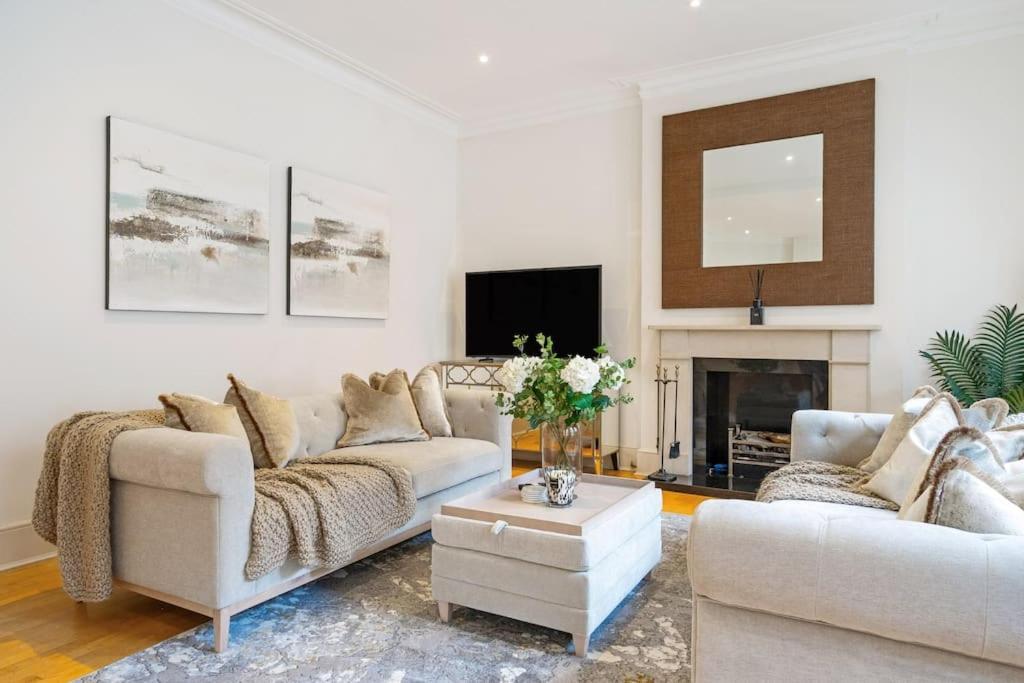 Fabulous 3 Bed In Kensington