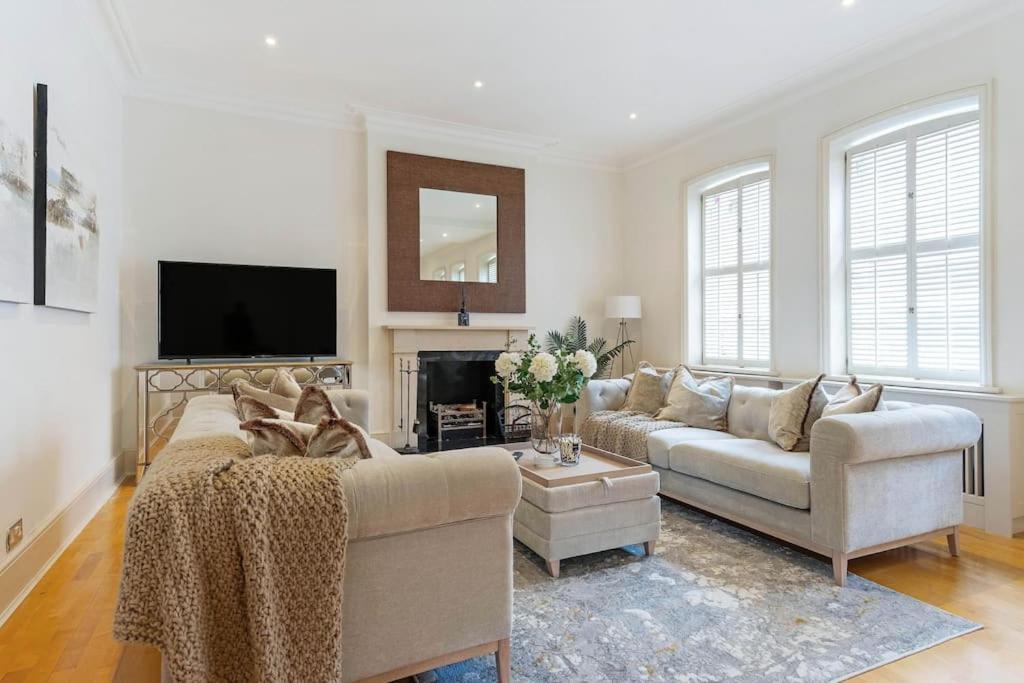 Fabulous 3 Bed In Kensington London