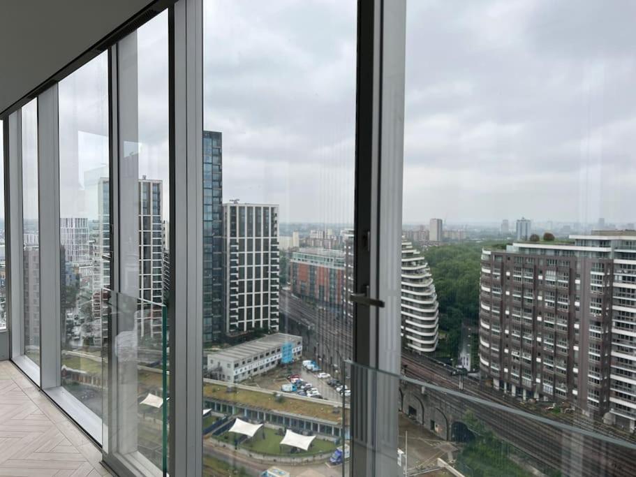 Apartment Modern 2 Bed Flat At Battersea