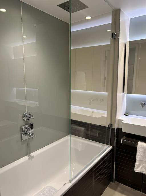 Apartment Modern 2 Bed Flat At Battersea London