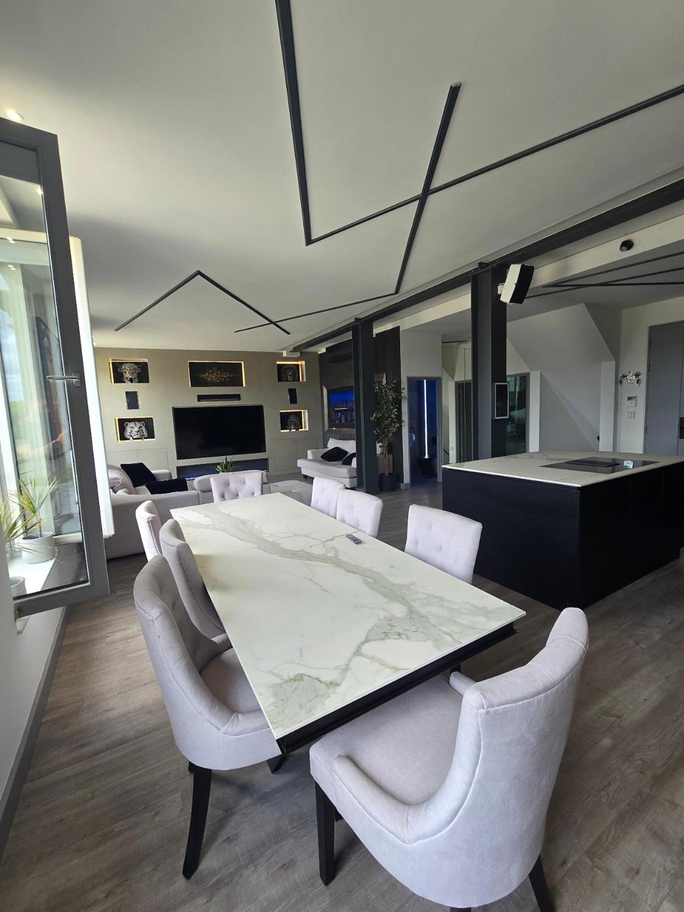 Riverside Place Apartment London