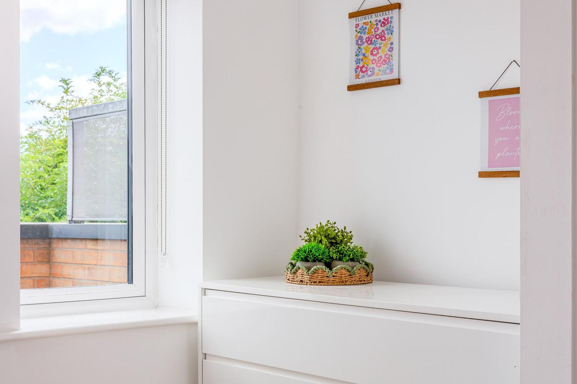 Peaceful 4br With Garden& Parking In Walthamstow Holiday home London